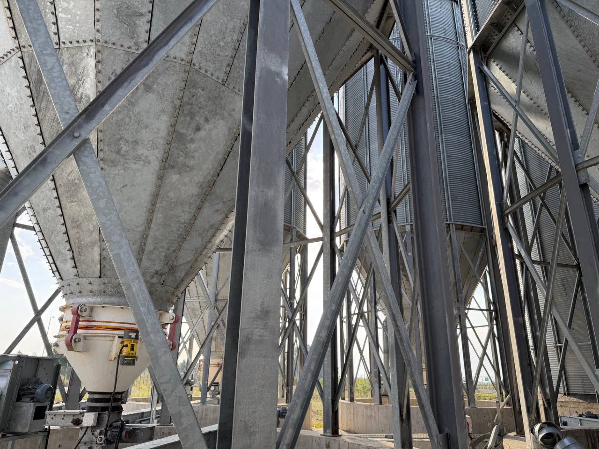 Feed Silo