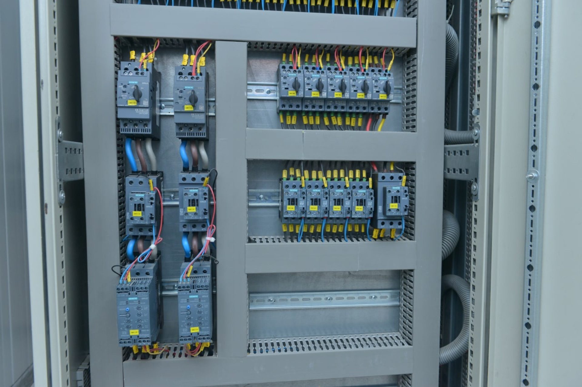 MCC Panels